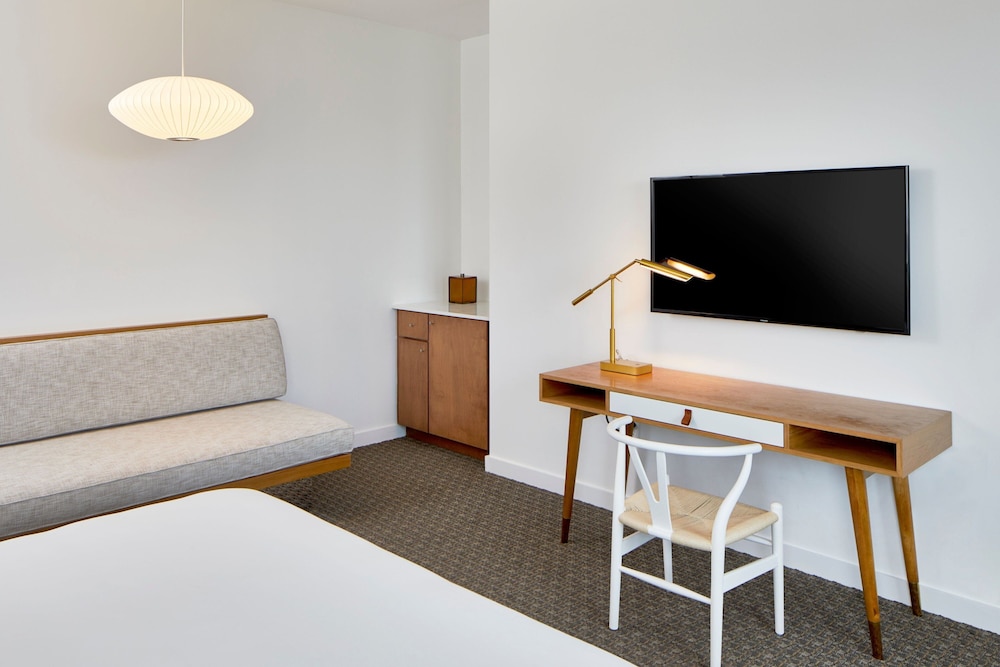 The Sarasota Modern, a Tribute Portfolio Hotel 37/44