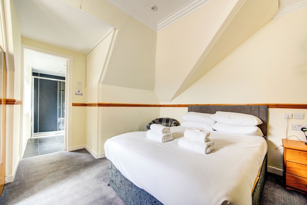 Morar Hotel 13/50