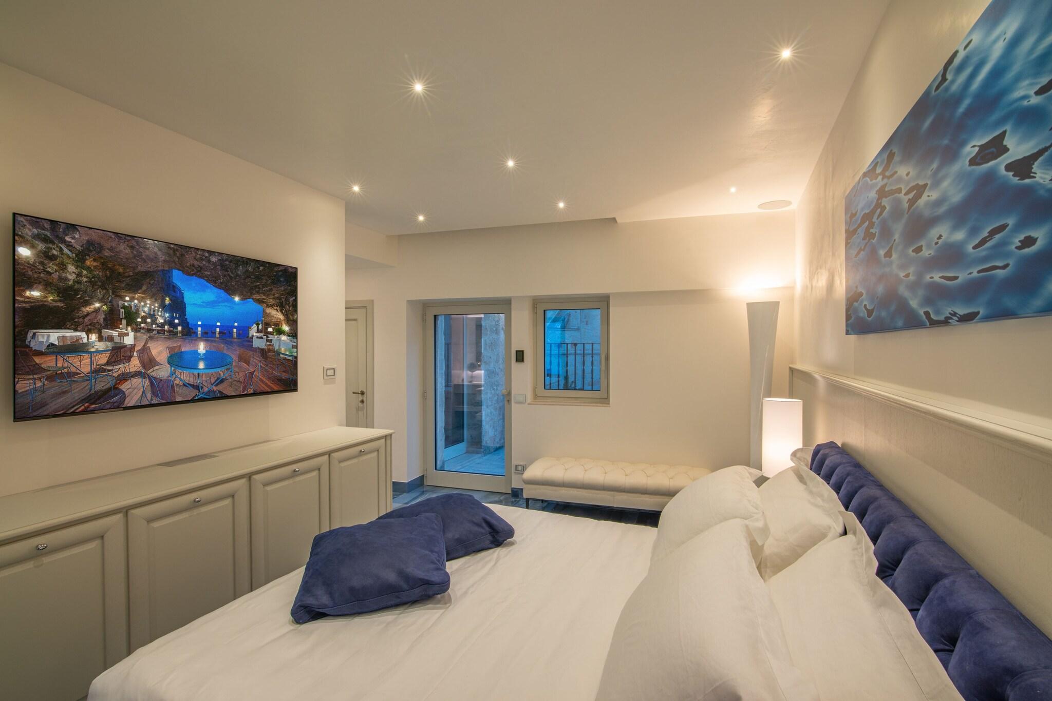 Suite, Sea View