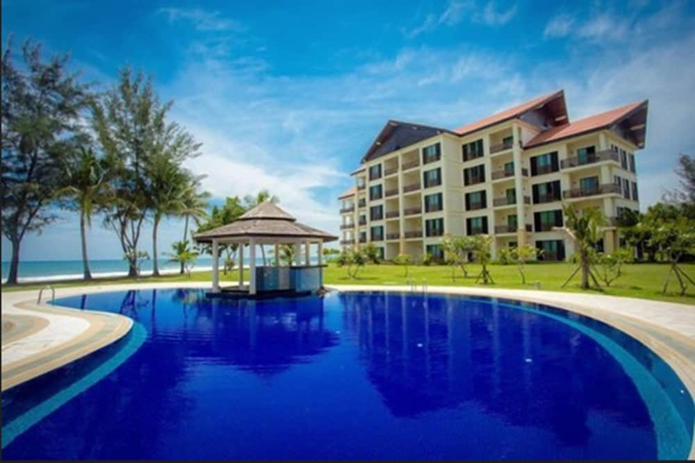 Borneo Beach Villas 5/62
