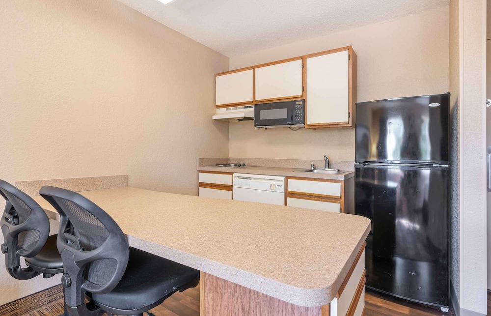 Extended Stay America - Louisville - Alliant Avenue 28/63