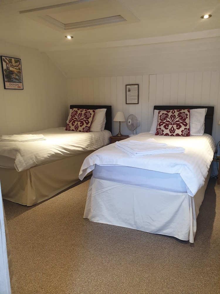 St Vincent Guest House 12/50