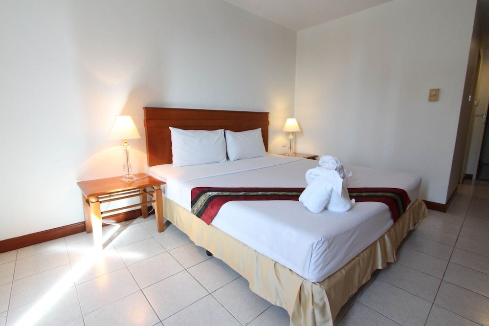 CROWN PATTAYA BEACH HOTEL 20/58