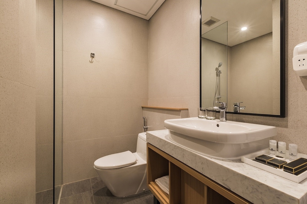 Allura Azana Resort Tawangmangu 45/50