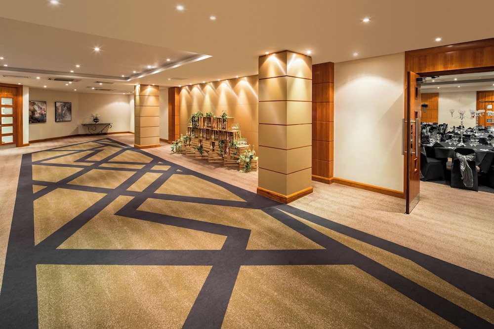 Crowne Plaza Nottingham 44/48
