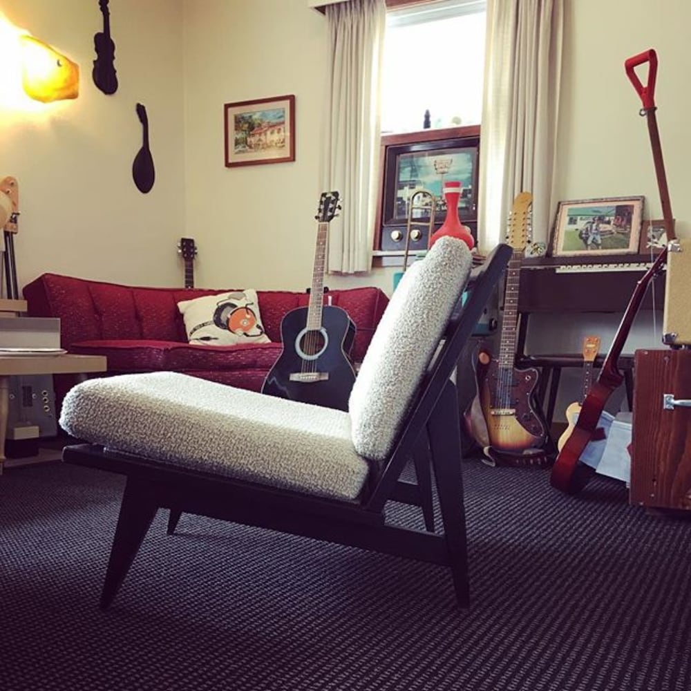 Holiday Music Motel 48/64