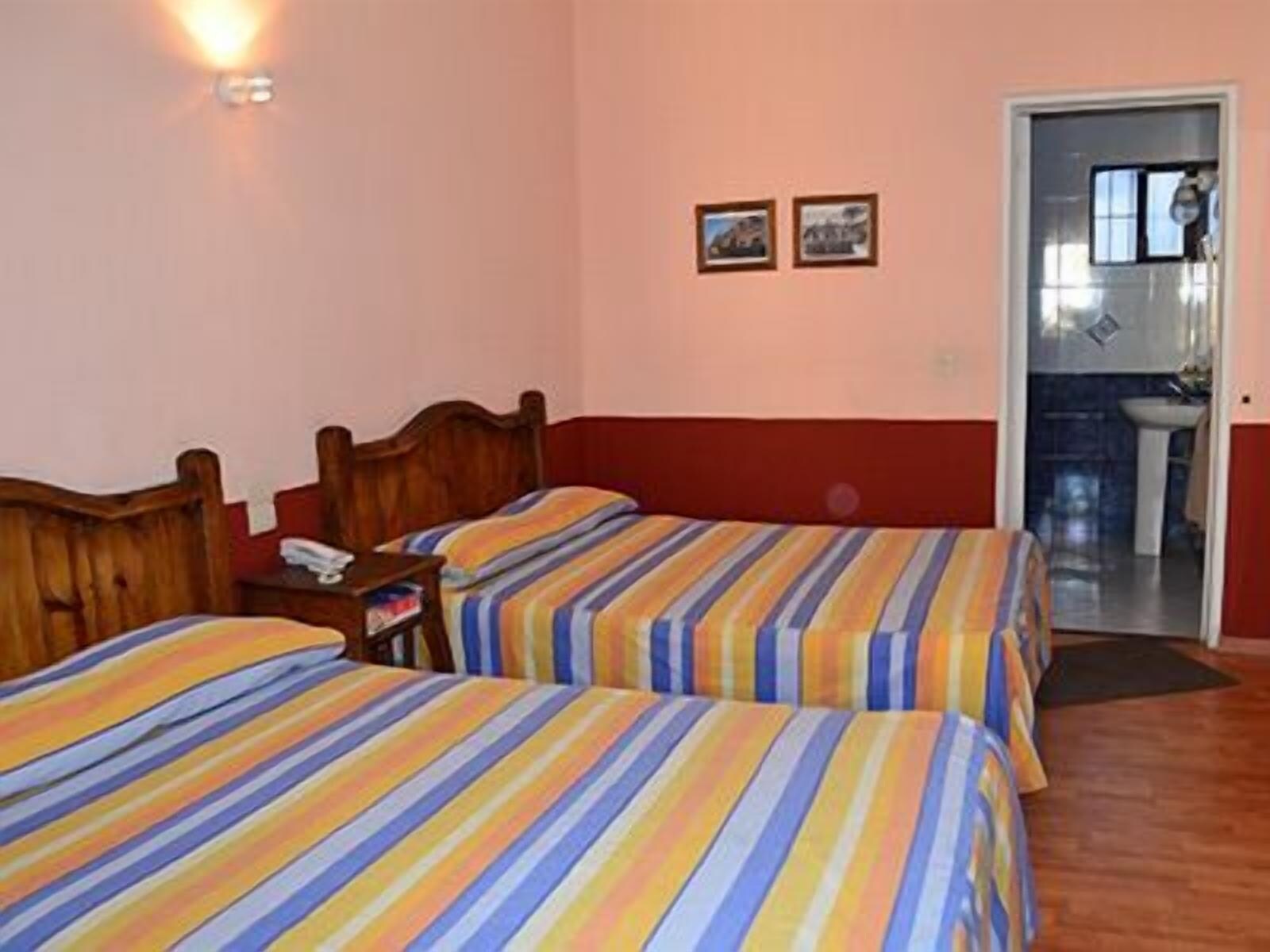 غرفة أساسية رباعية بسريرين مزدوجين، Hotel de Talavera 2/10