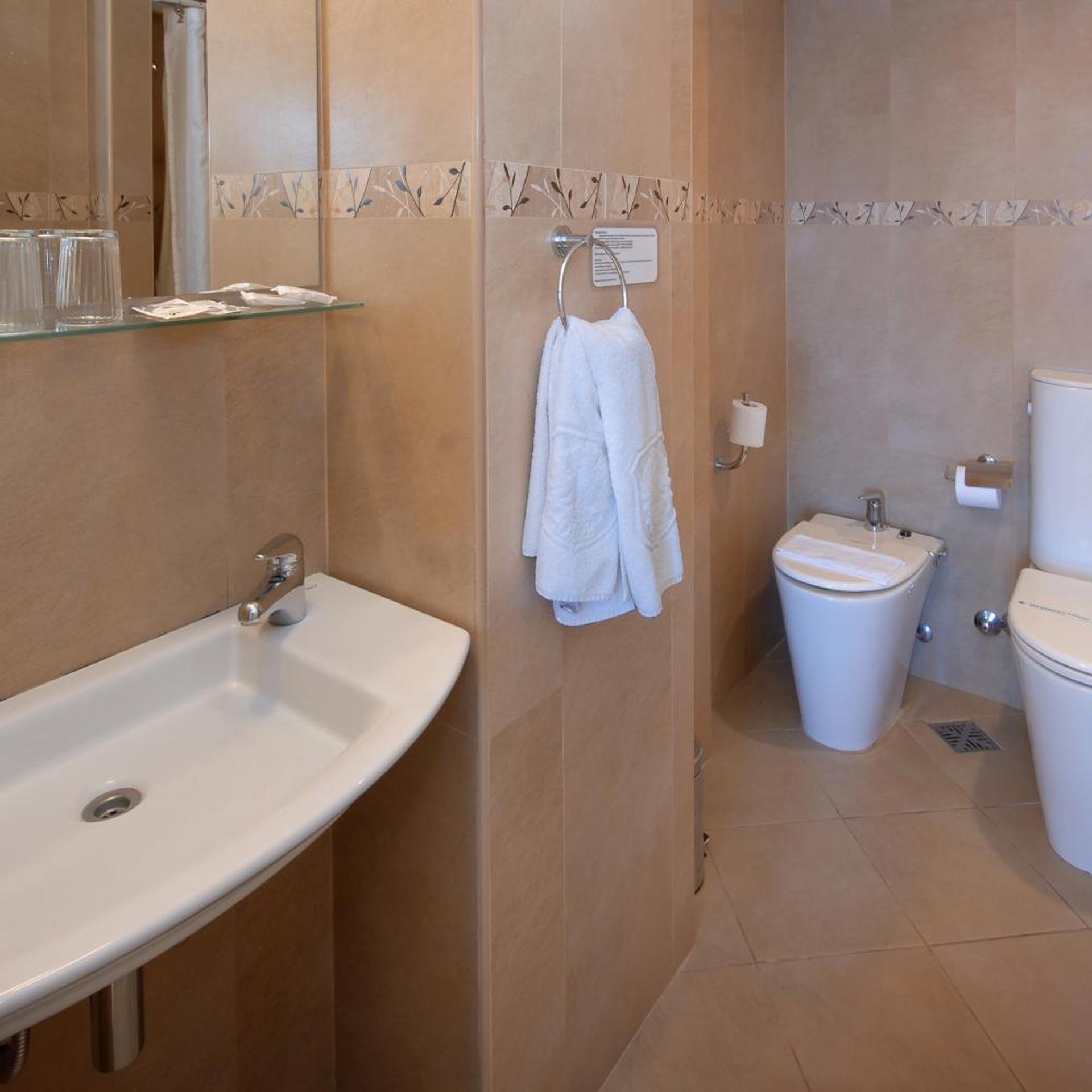 Hotel Tirol 25/28