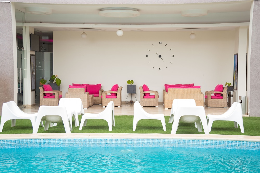 Hotel du Golfe 45/50
