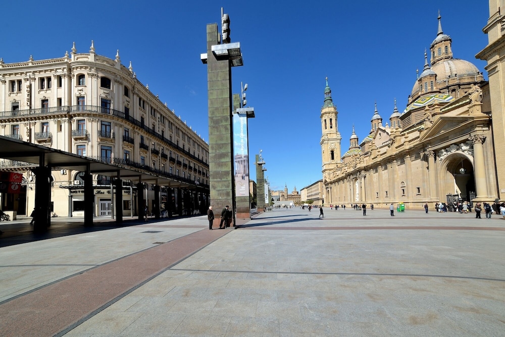 Hotel Pilar Plaza Zaragoza 5/66