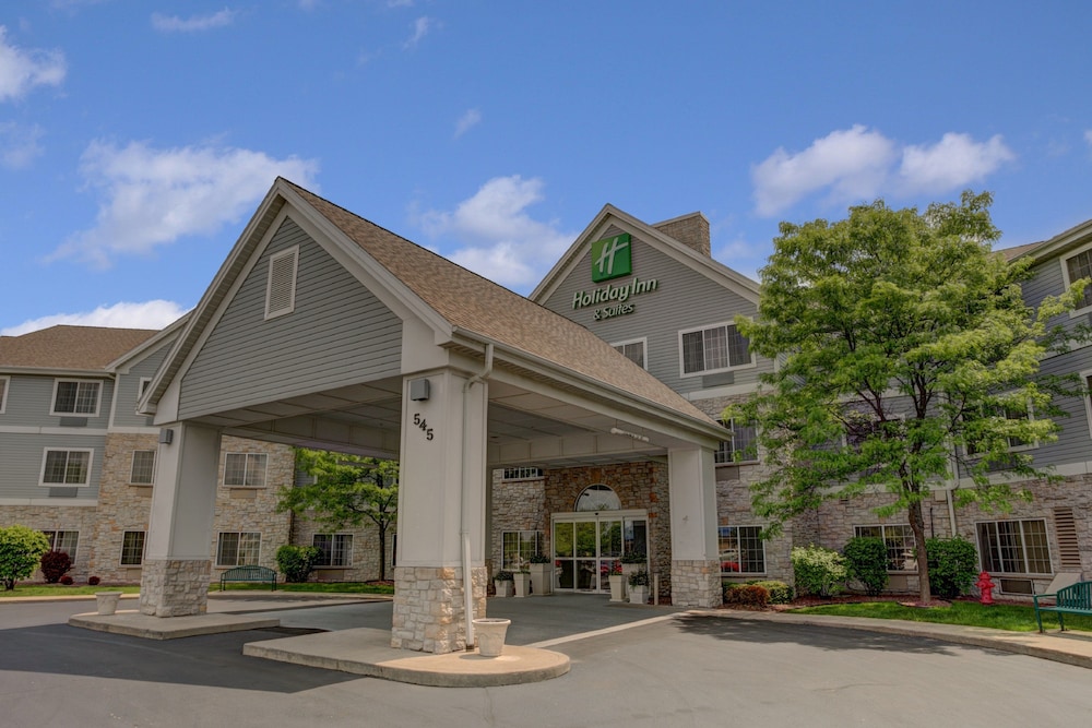 Holiday Inn Hotel And Suites Milwaukee Airport in MILWAUKEE - WI