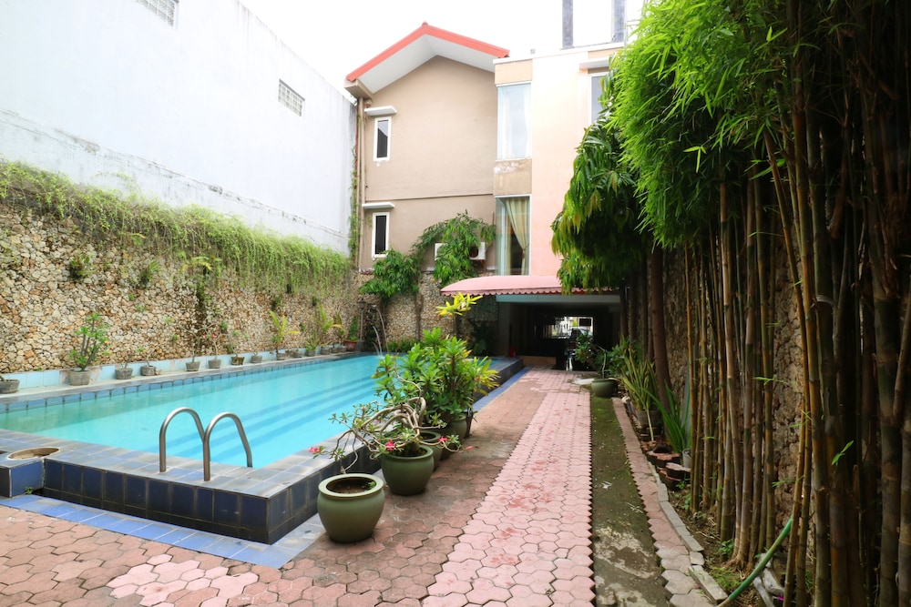 Sanur Ayu Hotel 8/39