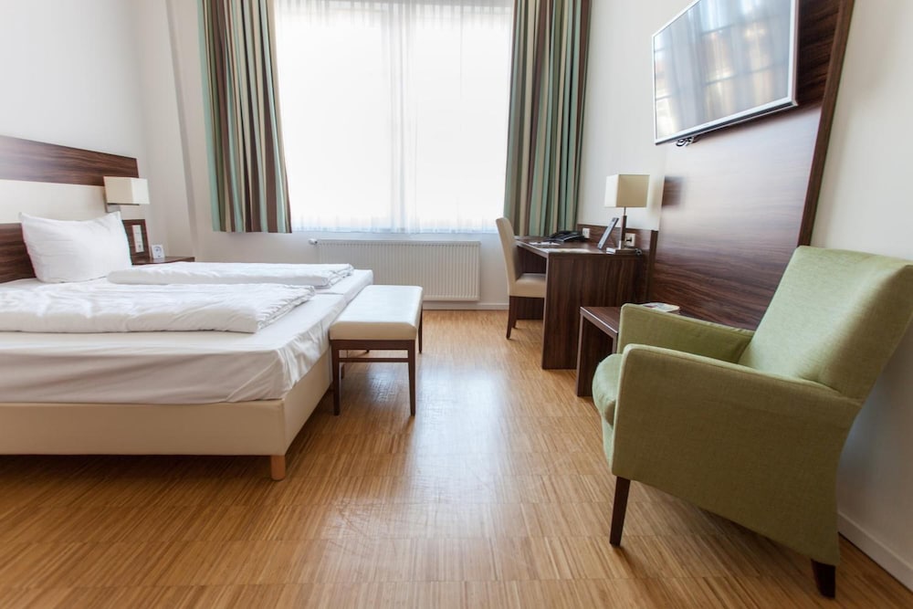 Hotel Halber Mond 8/50