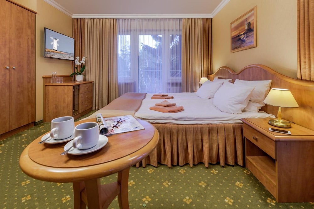 Hotel Polaris Iii 57/64