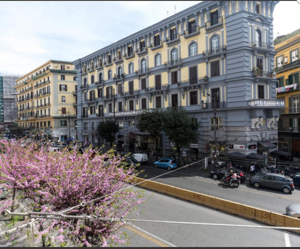 Napoli Suite Hotel 21/26