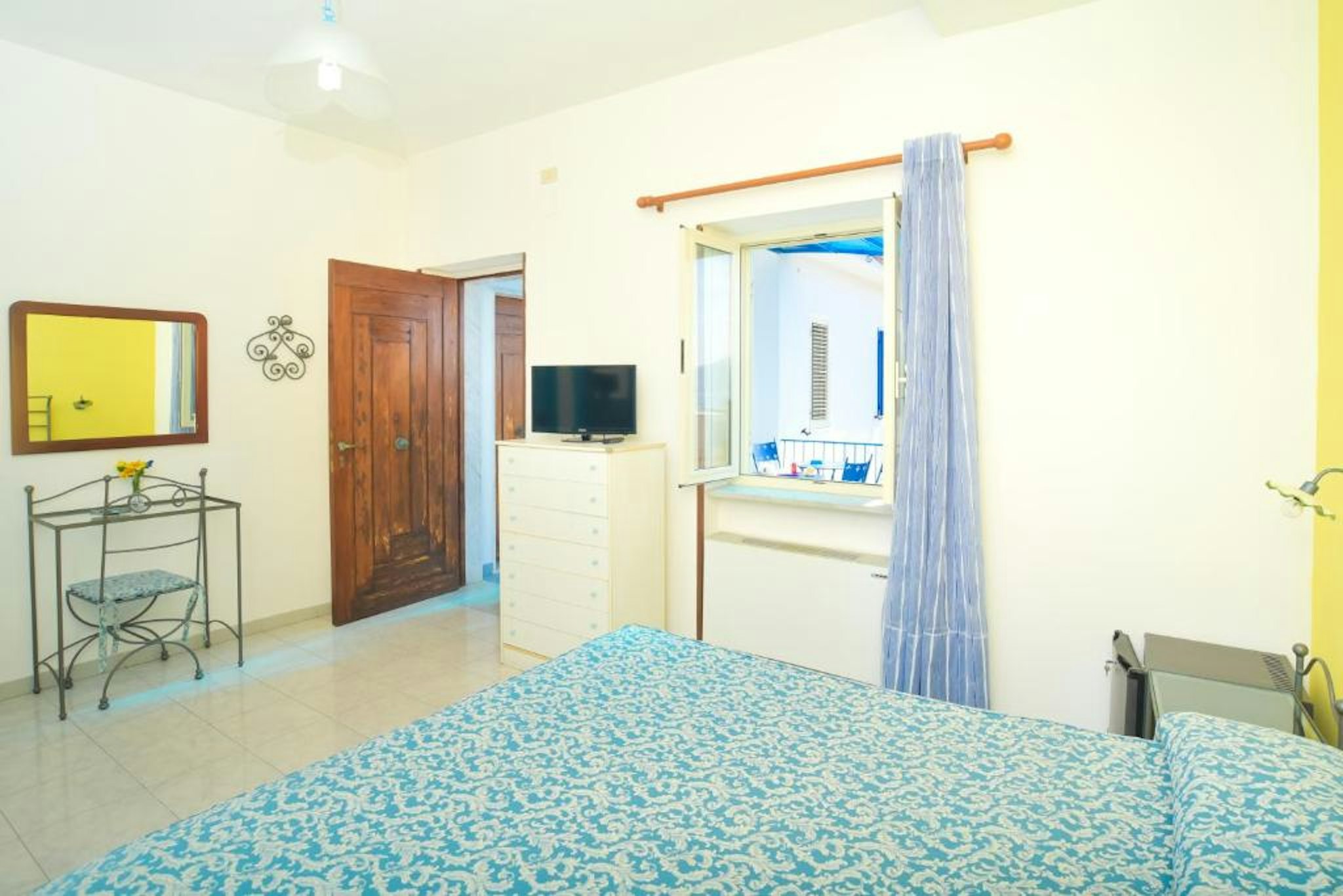 HOTEL CELESTE 5/62