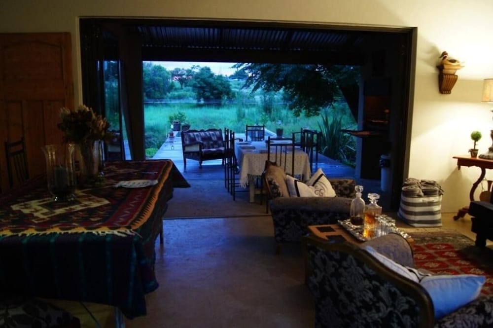 Cunningham Cottage Guest House 27/45