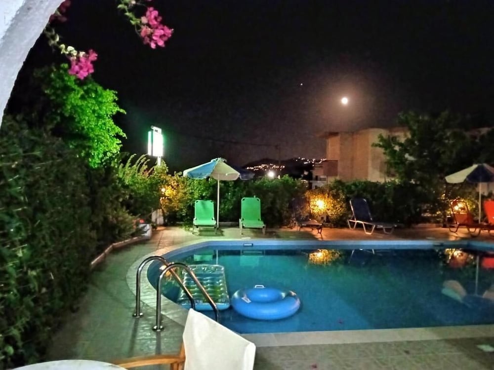Creta Sun Hotel Studios 19/26