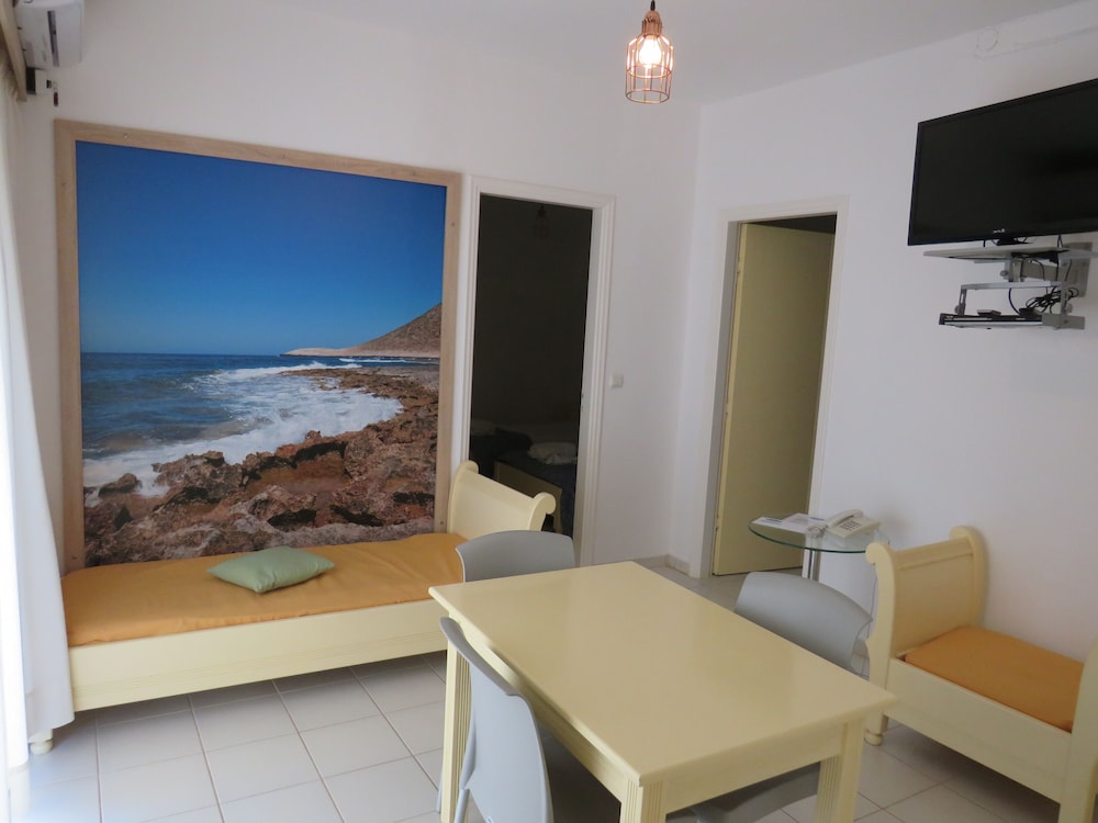 Blue Beach Villas Apartments 20/61