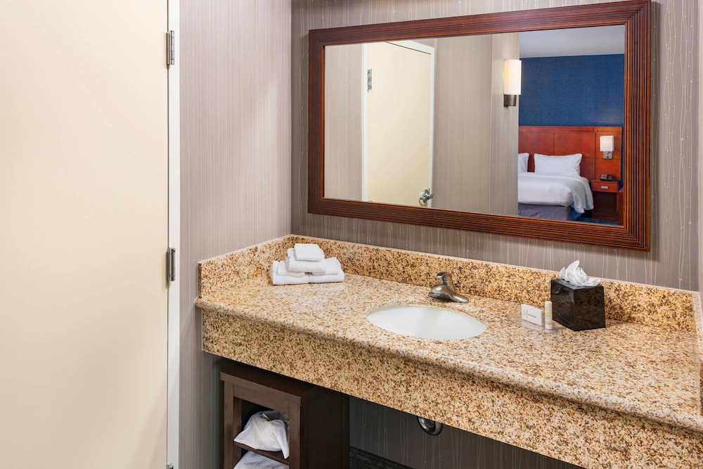 Courtyard By Marriott Santa Ana Orange County 13/53