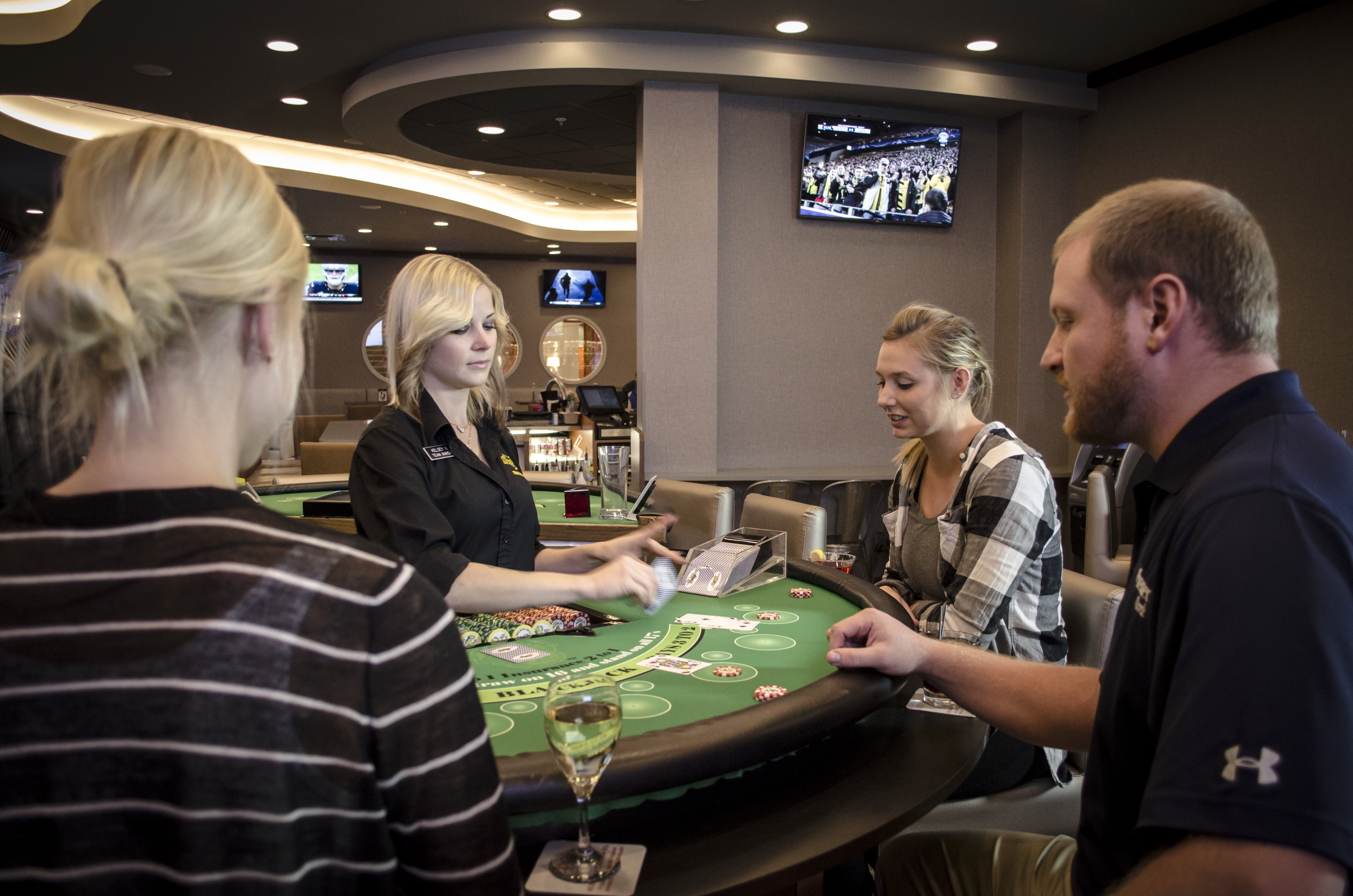 Holiday Inn Fargo 11/70