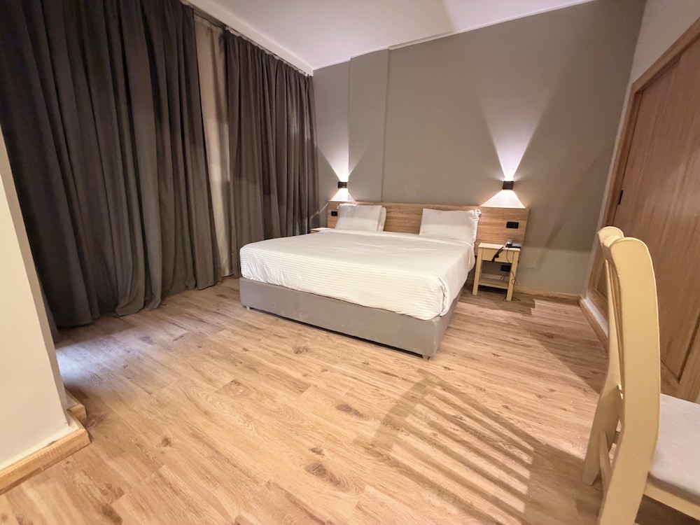 Atlas International Hotels 25/48