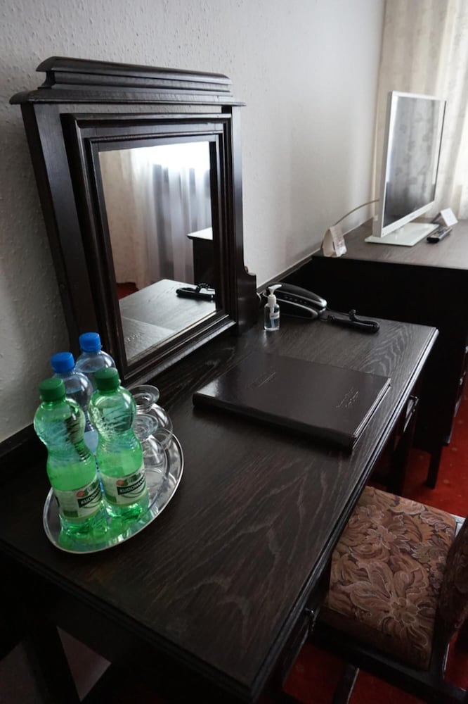 Dwor Polski Hotel 26/50