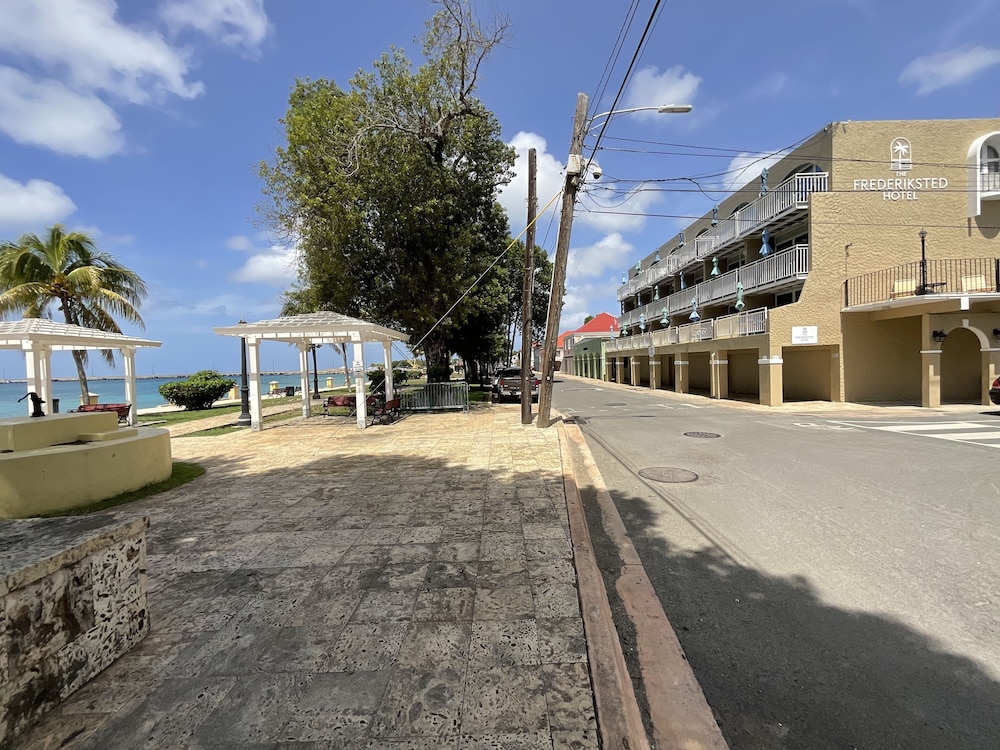 The Frederiksted Hotel 38/49