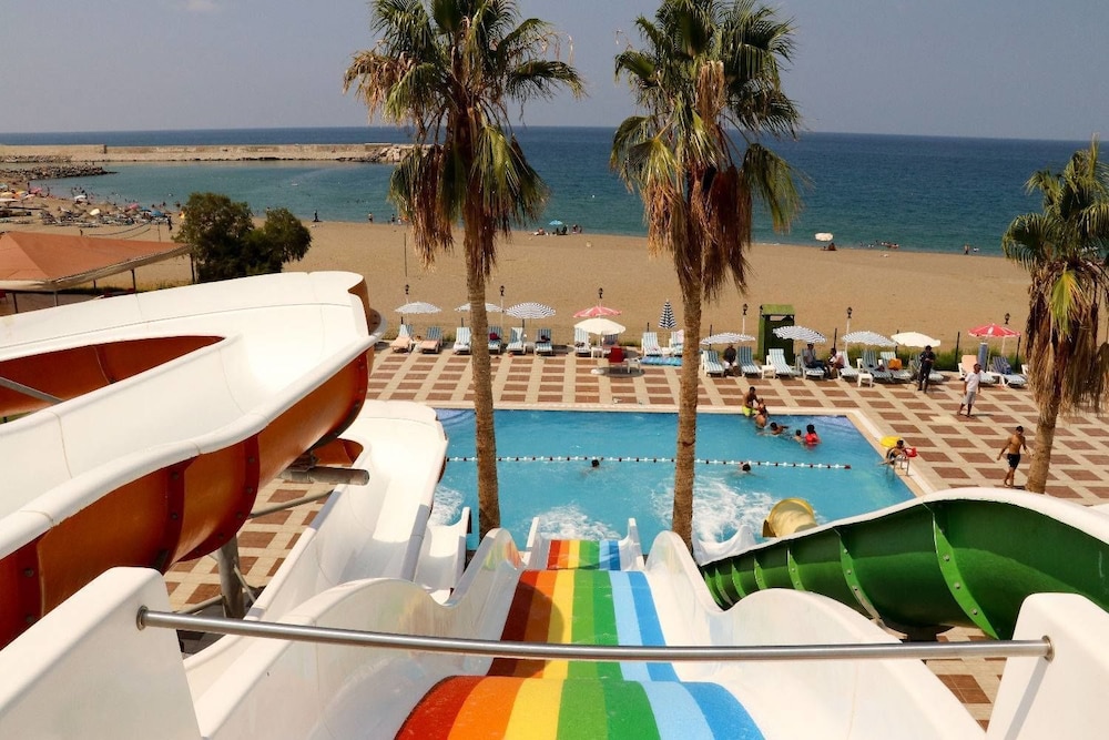 Evon Otel 41/42