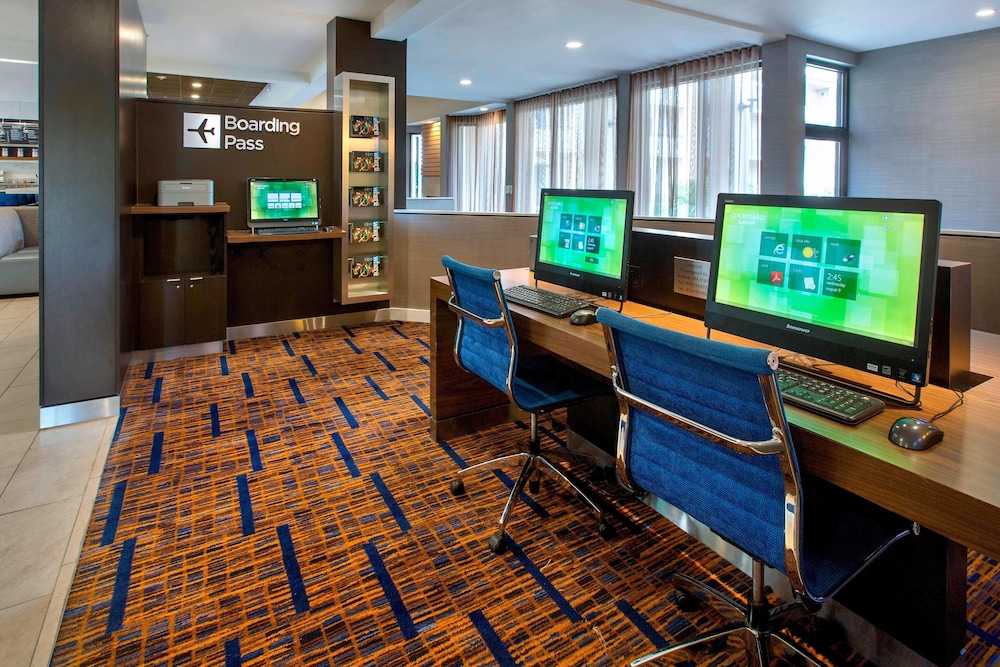 Courtyard by Marriott Boston Andover 7/59