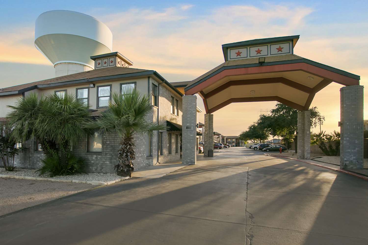 Econo Lodge Near Lackland Air Force Base-SeaWorld 36/39