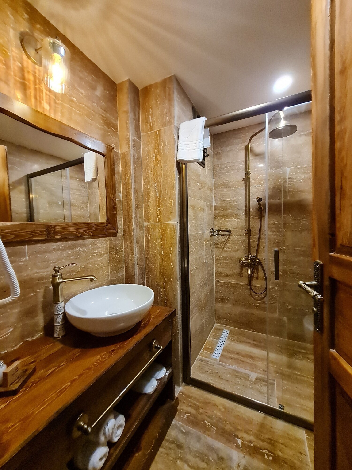غرفة قياسية بسرير مزدوج أو سريرين منفصلين، Flavia Cappadocia Hotel 3/3