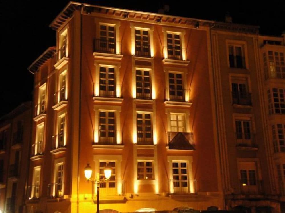 Hotel Via Gotica 1/44