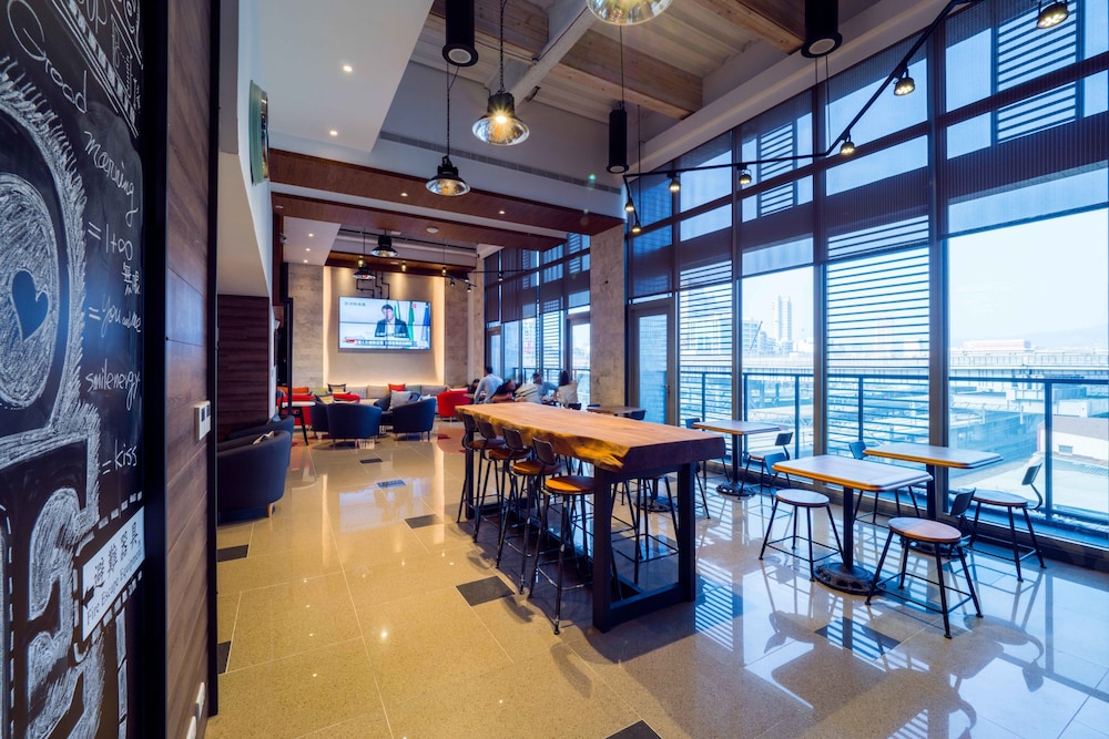 Watermark Hotel Kaohsiung Main Station 59/72