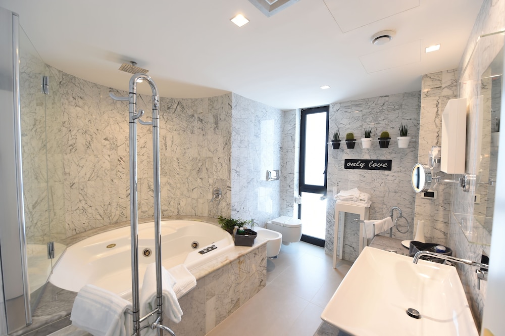 Mec Paestum Hotel 28/73