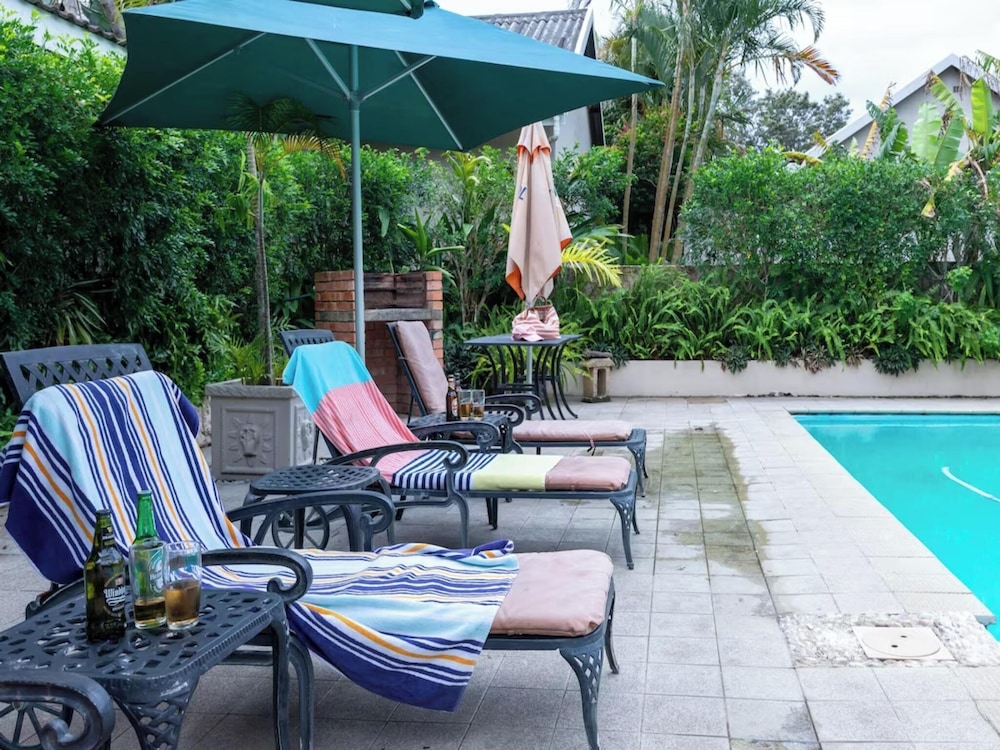 St Lucia Safari Lodge 48/50