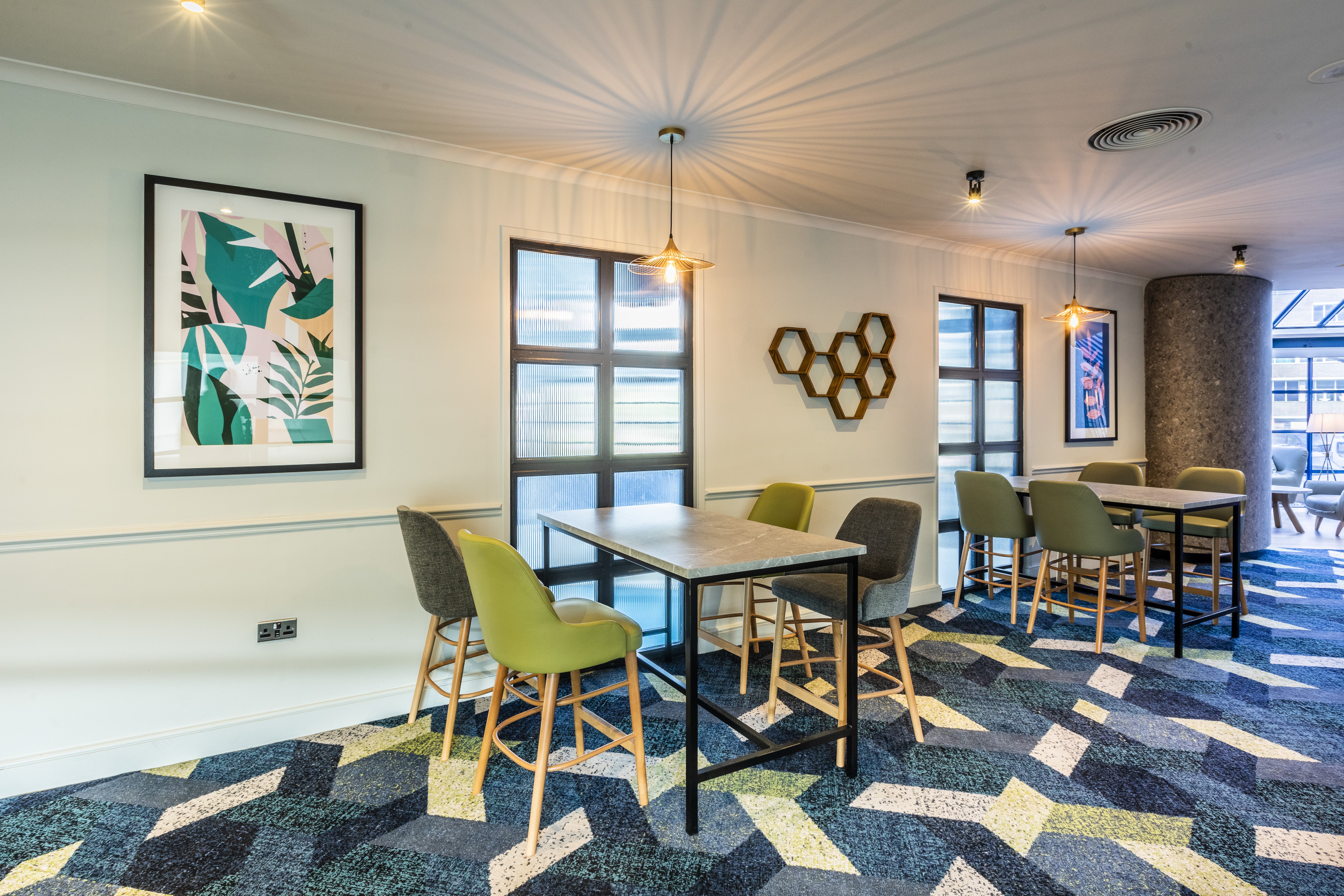 Holiday Inn London Sutton 54/73