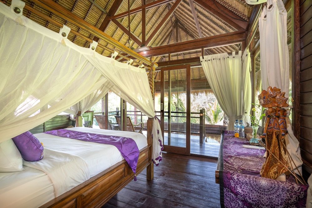 Villa Kupu-Kupu 12/28