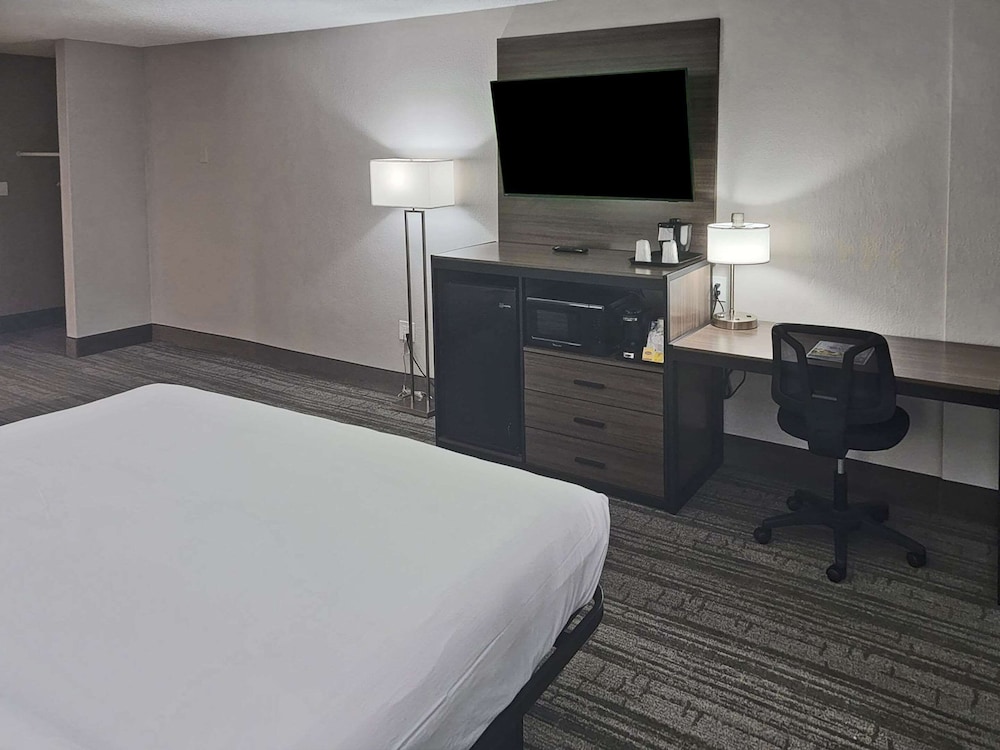Best Western Plus Laurel 27/51