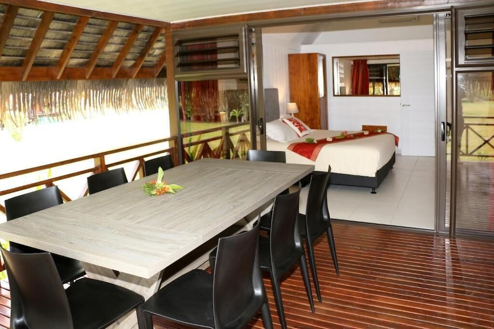 Hotel Hibiscus 59/75