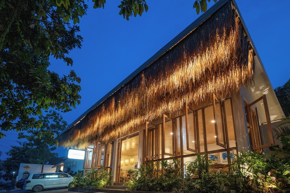Lakubumi Pavilion 1/18