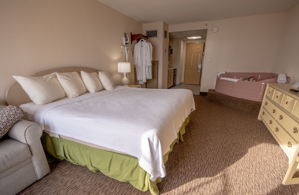 Americana Hotel Oceanfront 37/68