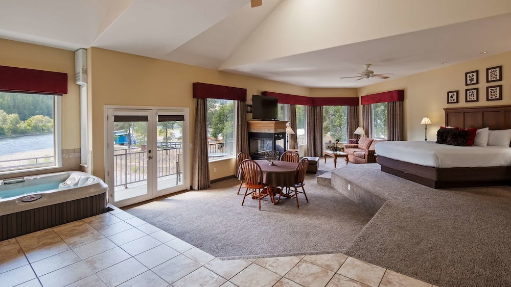 Best Western Lodge At River's Edge 33/43