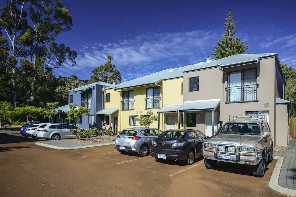 FORTE LEEUWIN APARTMENTS 7/57