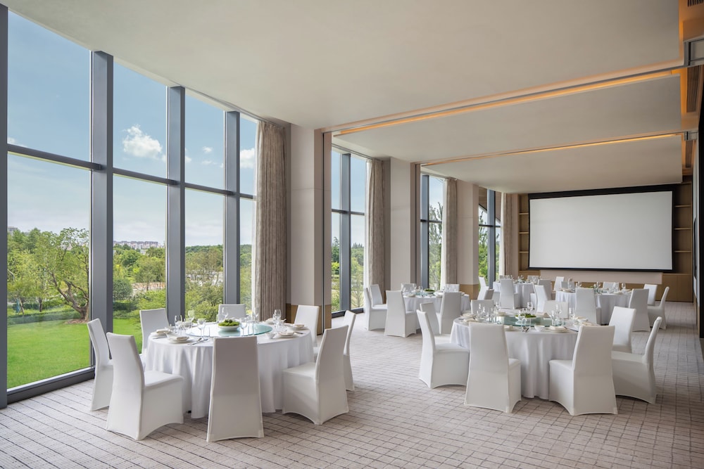 Kimpton Nine Trees Shanghai by IHG, Nanqiao 40/50