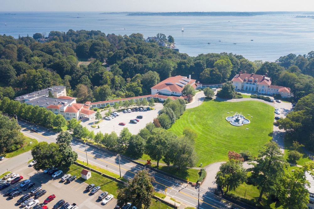 Wylie Inn And Conference Center At Endicott College 40/42