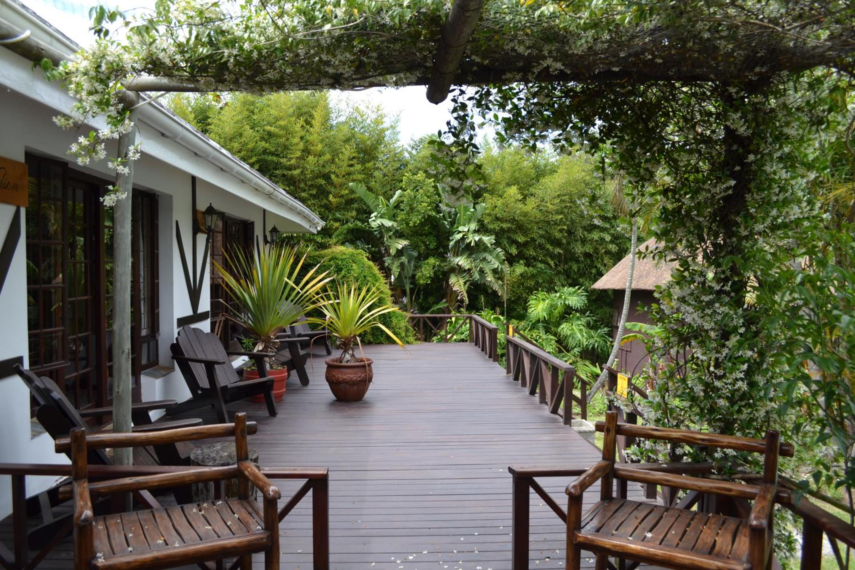 Fish Eagle Manor 14/19