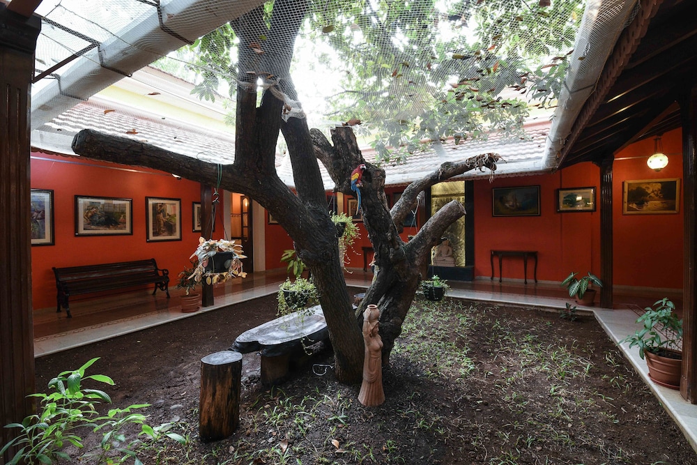 Surya Kiran Heritage Hotel 47/50