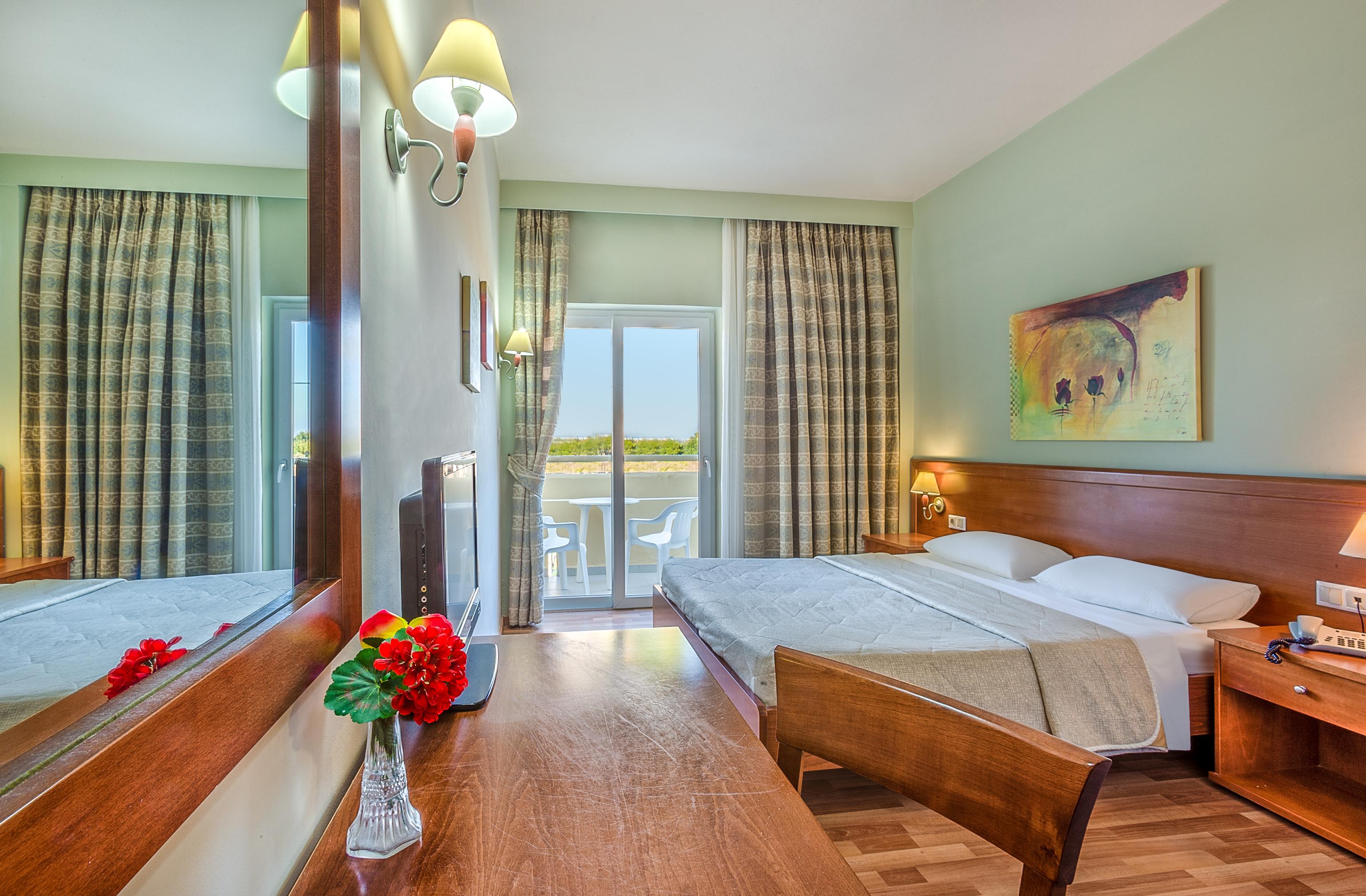 Standard, Double or Twin Bed
