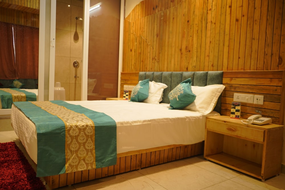 LUXURY